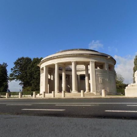 La Petite Halte Bed & Breakfast Comines-Warneton Bagian luar foto